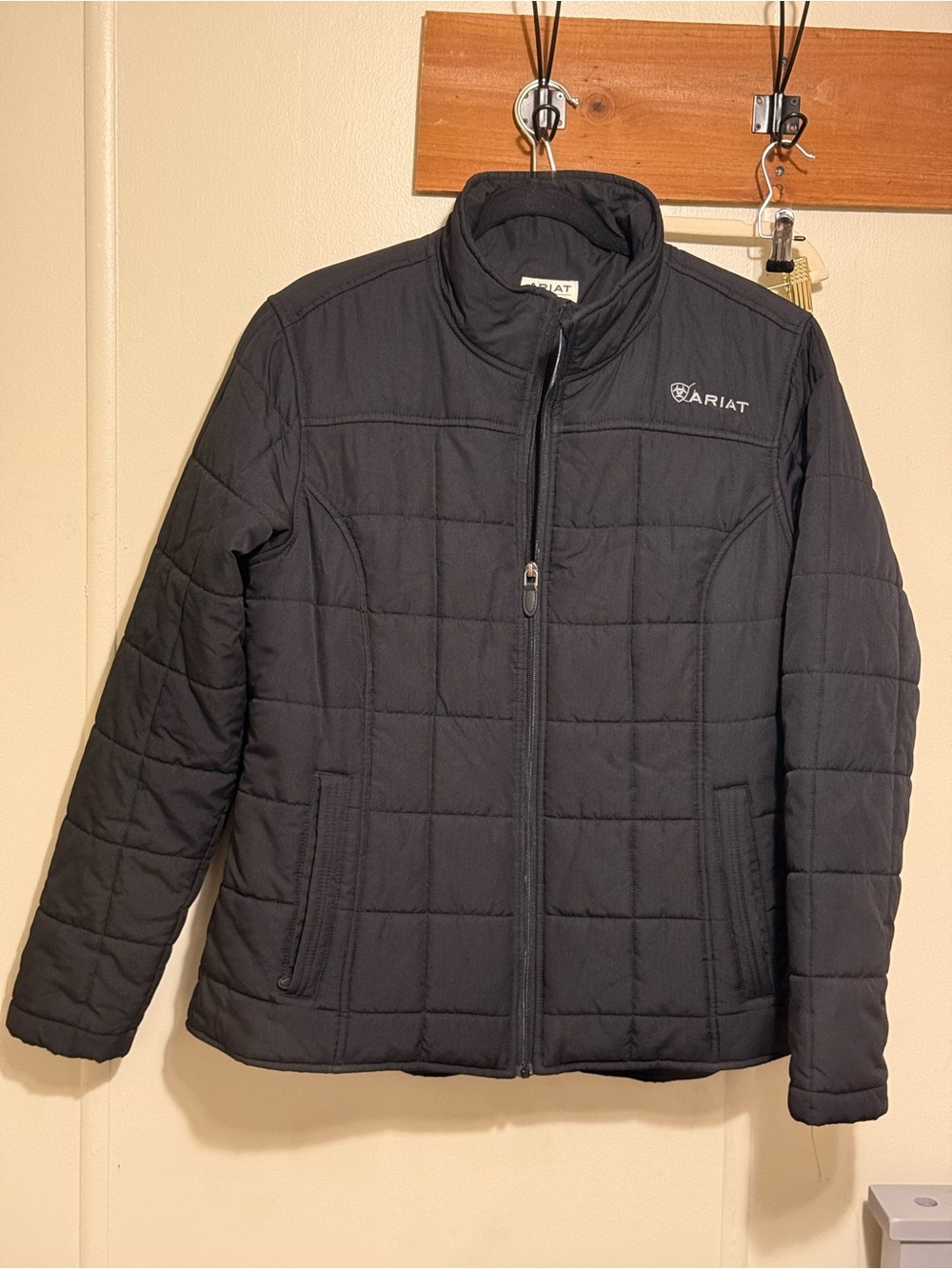 Ariat Womens Crius Insulated XL Black Quilted Jacket - Picture 3 of 16